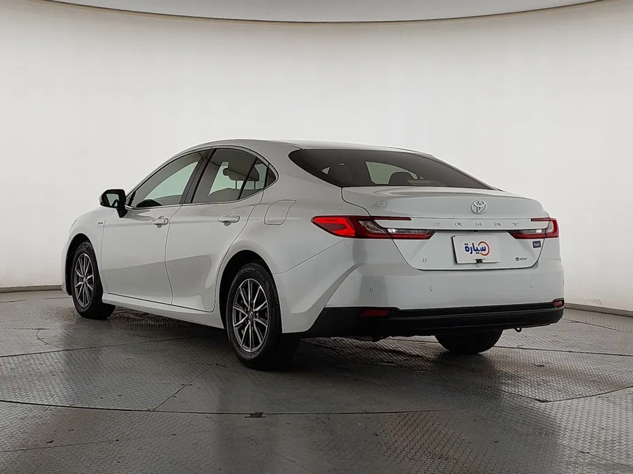 2025 تويوتا Camry  E HEV 