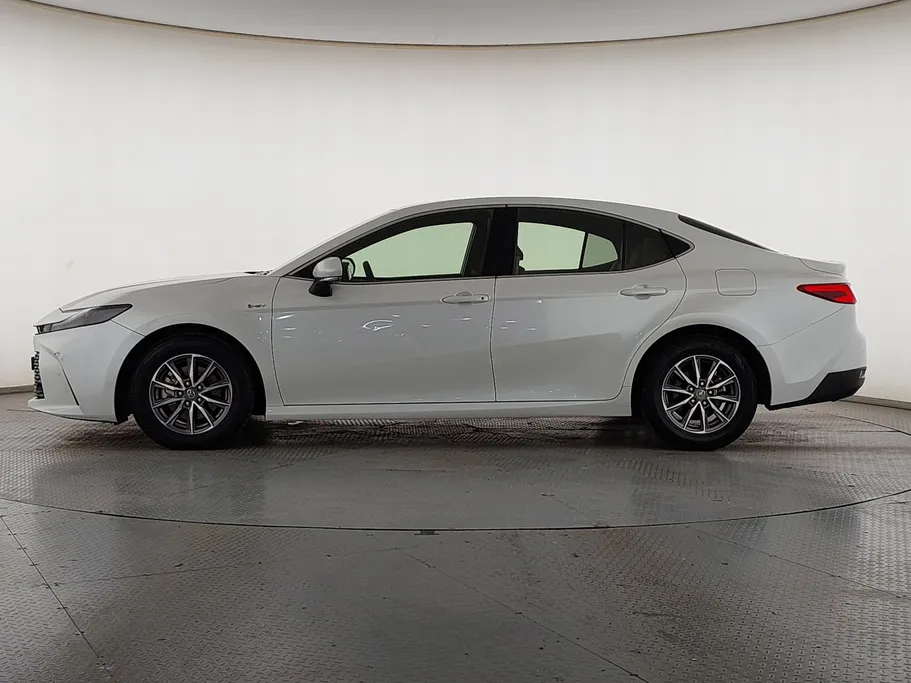 2025 تويوتا Camry  E HEV 