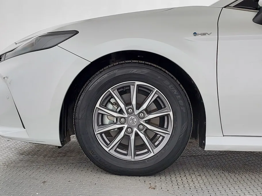 2025 تويوتا Camry  E HEV 
