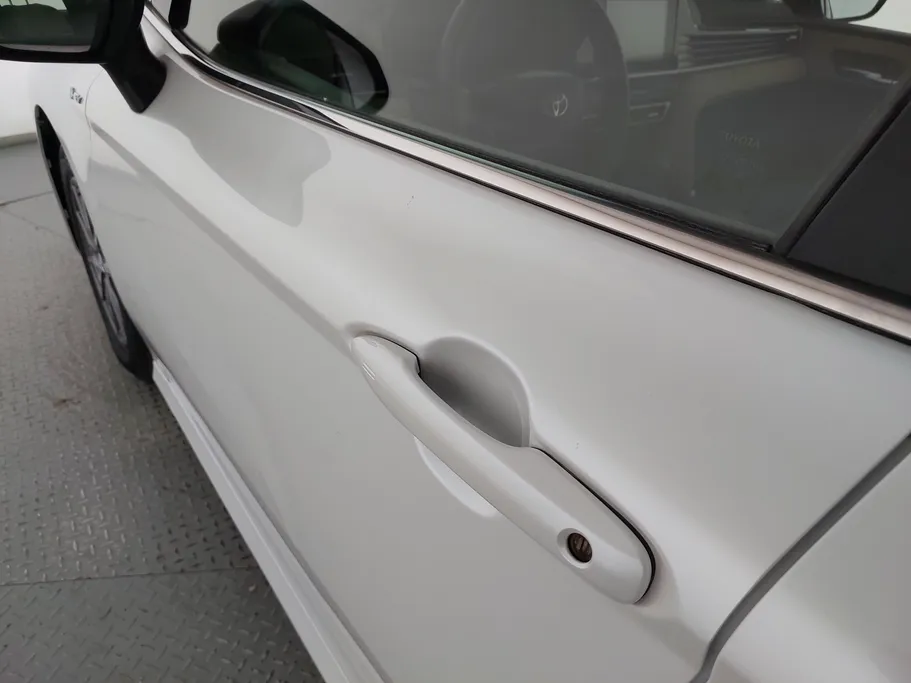 2025 تويوتا Camry  E HEV 