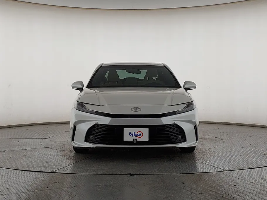2025 تويوتا Camry  E HEV 