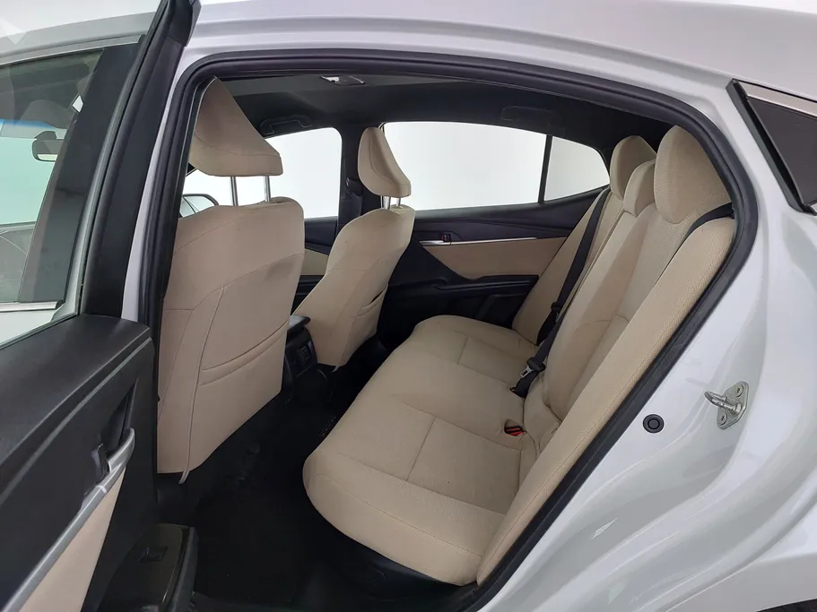 2025 تويوتا Camry  E HEV 