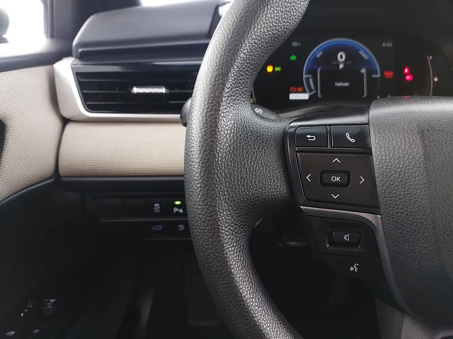2025 تويوتا Camry  E HEV 
