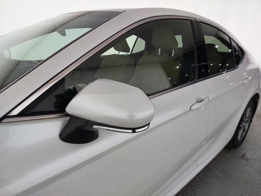 2025 تويوتا Camry  E HEV 