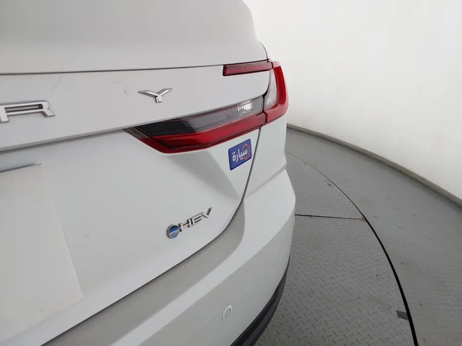 2025 تويوتا Camry  E HEV 