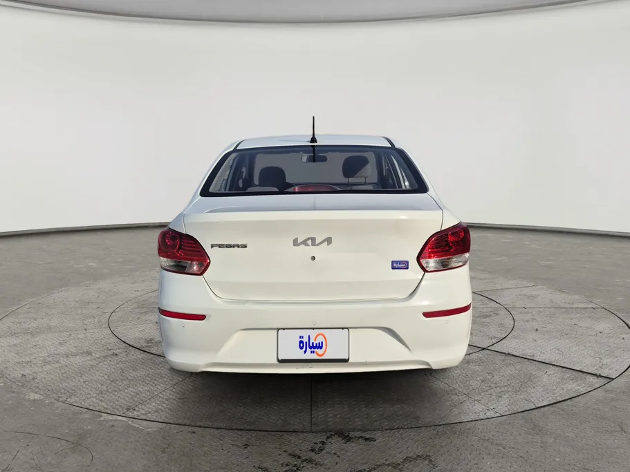 2022 Kia Pegas LX 