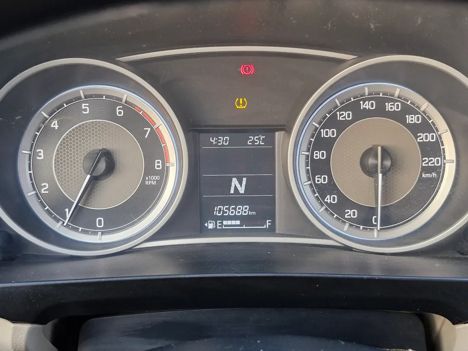 2024 سوزوكي Dzire GL 