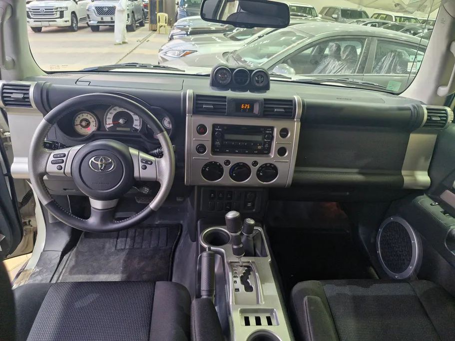 تويوتا اف جي FJ Cruiser 2020 