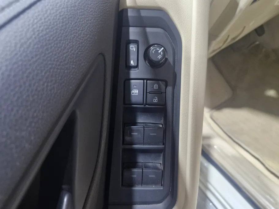 2023 Toyota Land Cruiser GXR 