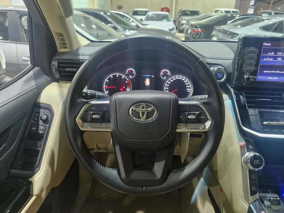 2023 Toyota Land Cruiser GXR 