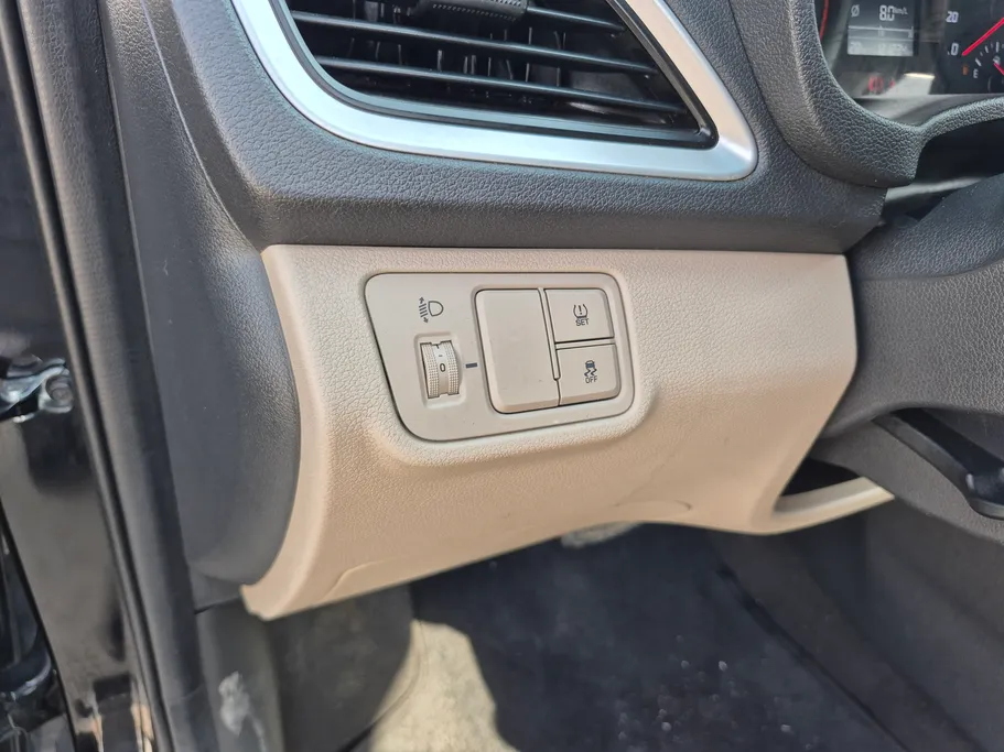 2021 Hyundai Accent Smart 