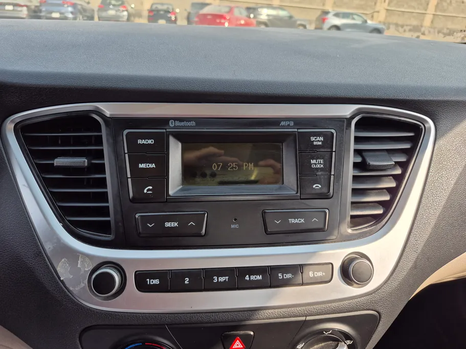 2021 Hyundai Accent Smart 