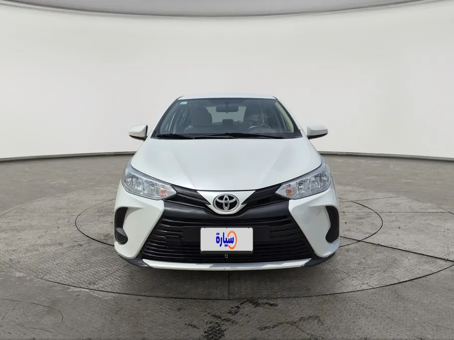 2022 Toyota Yaris  Y 