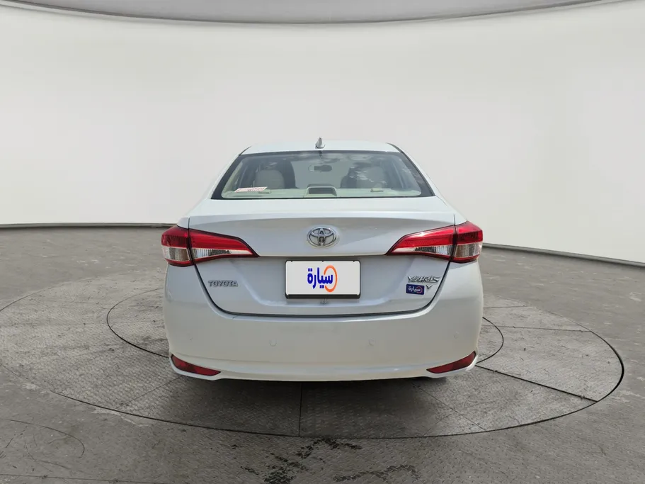 2022 Toyota Yaris  Y 