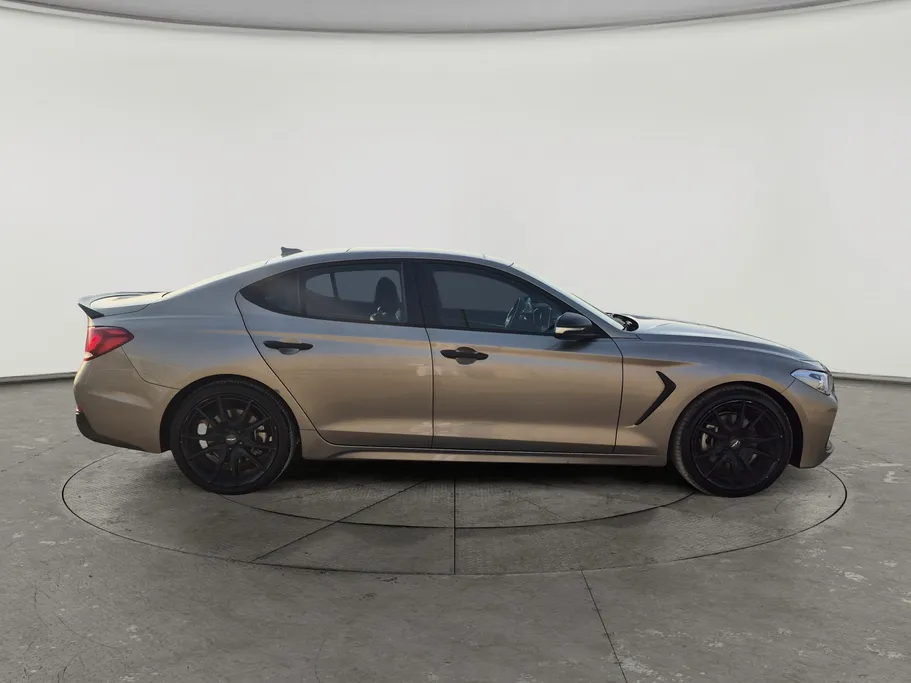 2020 Genesis G70 Prestige 