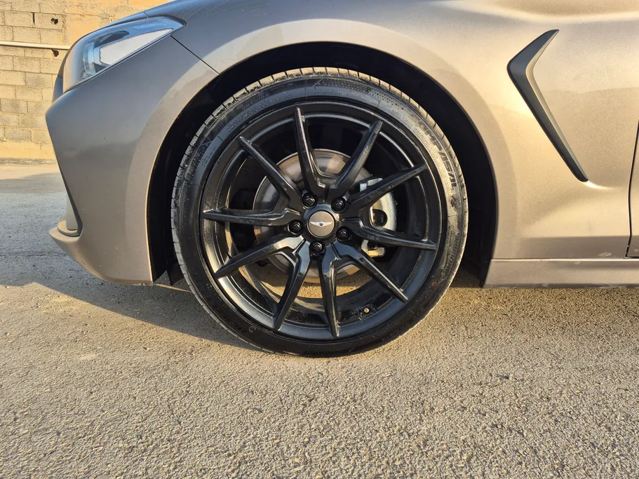 2020 Genesis G70 Prestige 
