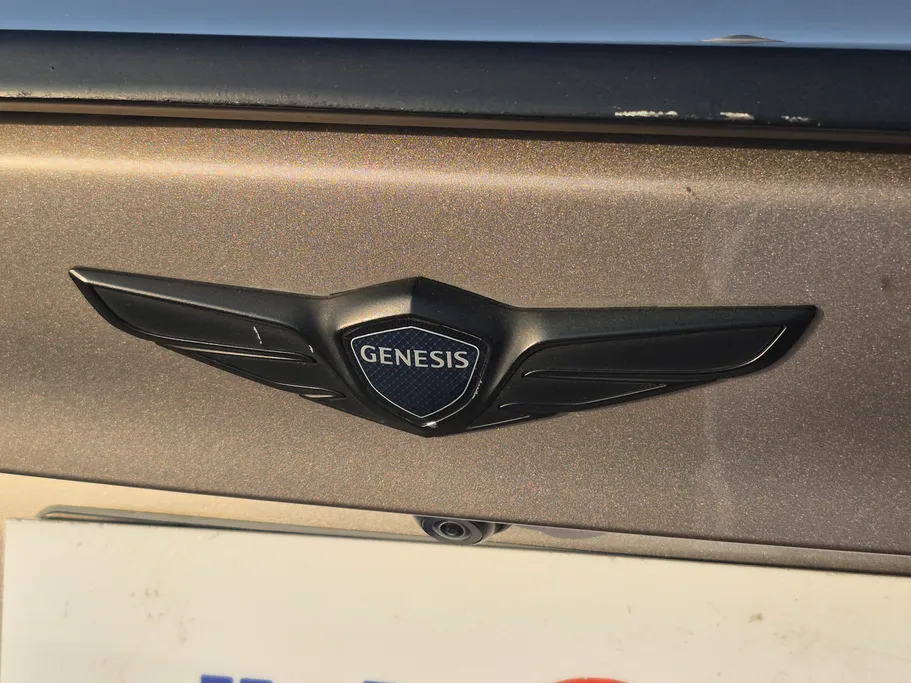 2020 Genesis G70 Prestige 