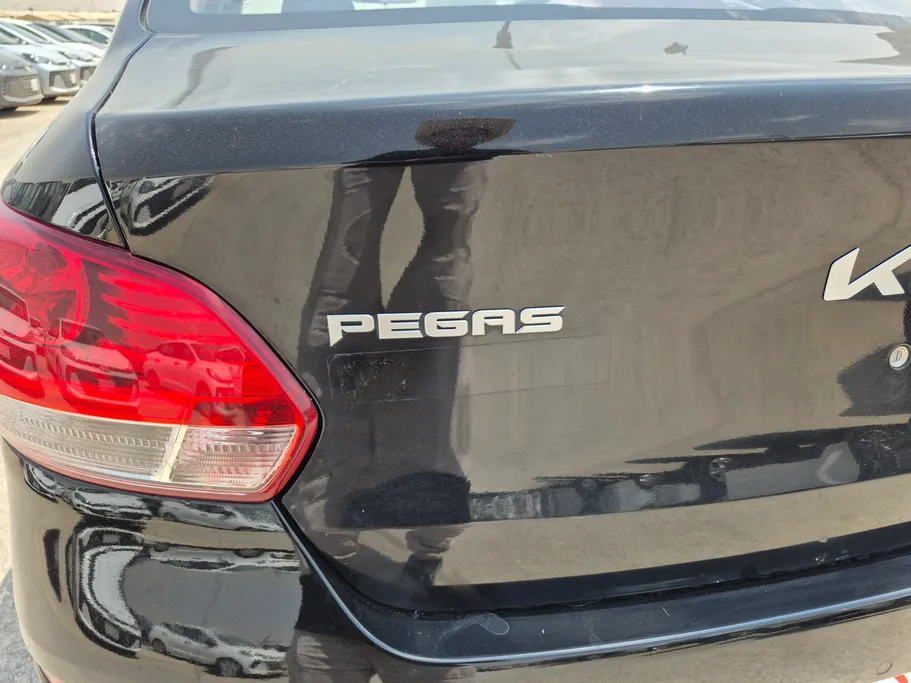 2023 Kia Pegas LX 
