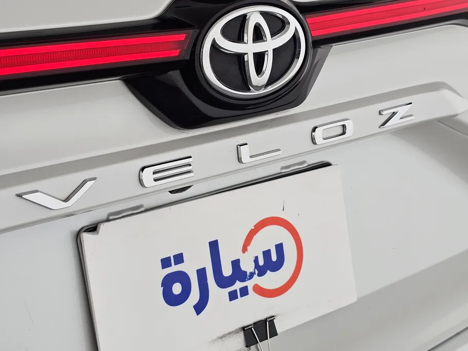 تويوتا فيلوز GLX 2024 