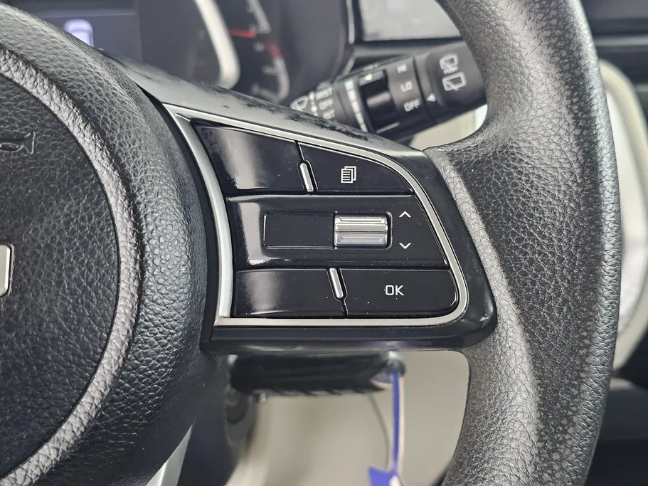 2023 Kia SONET LX 