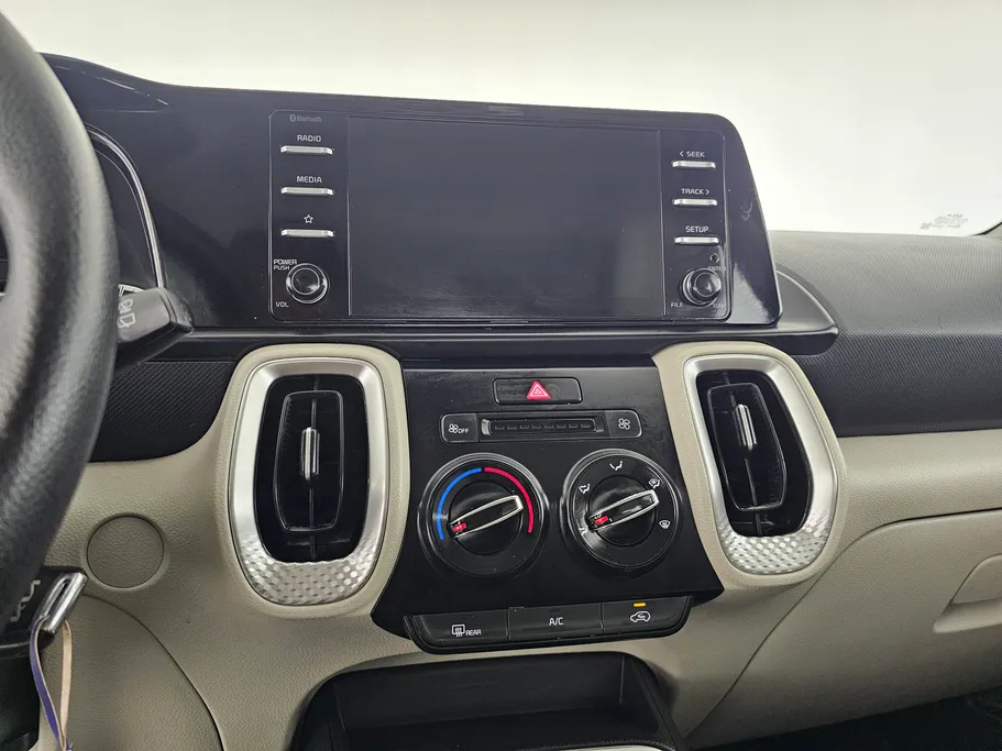 2023 Kia SONET LX 