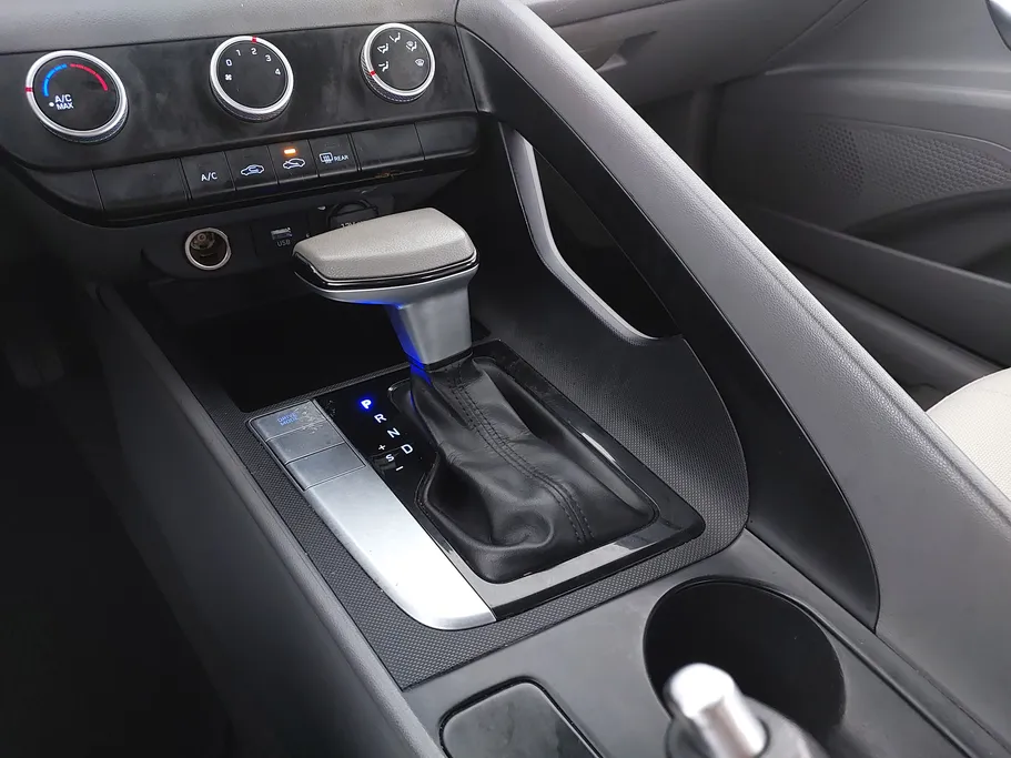 2022 هيونداي Elantra فلييت 