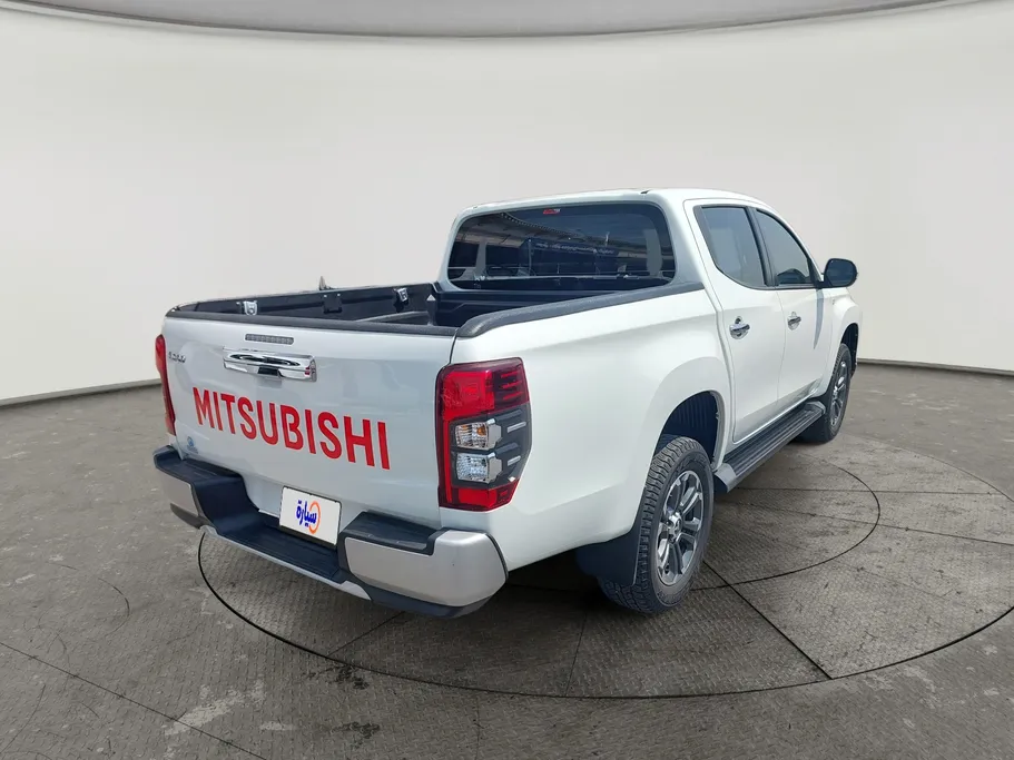 2023 Mitsubishi L200 DC 4x4 Diesel 