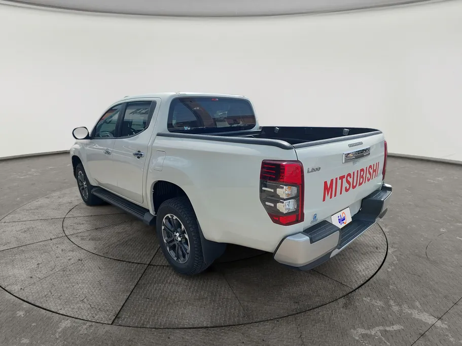2023 Mitsubishi L200 DC 4x4 Diesel 