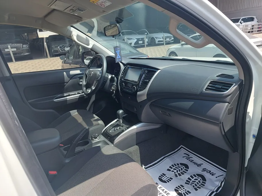 2023 Mitsubishi L200 DC 4x4 Diesel 