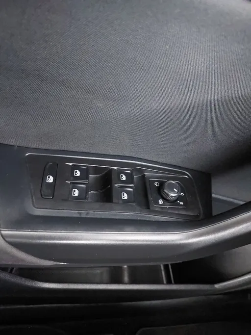 2024 Volkswagen T Roc Life 