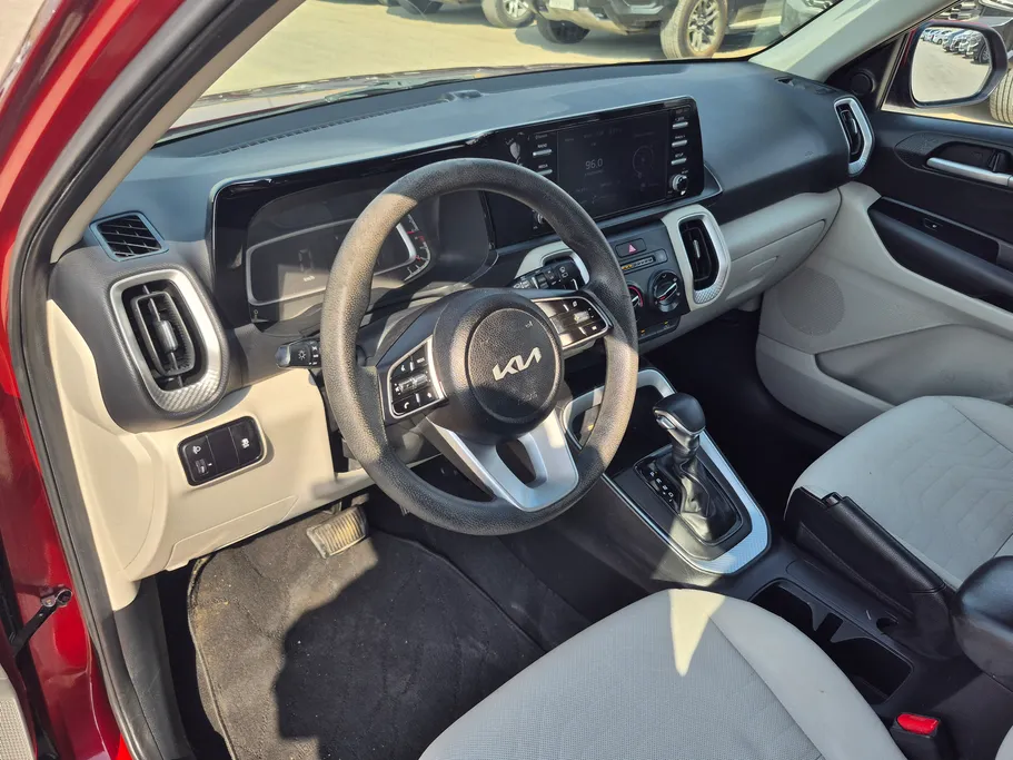 2023 Kia SONET LX 