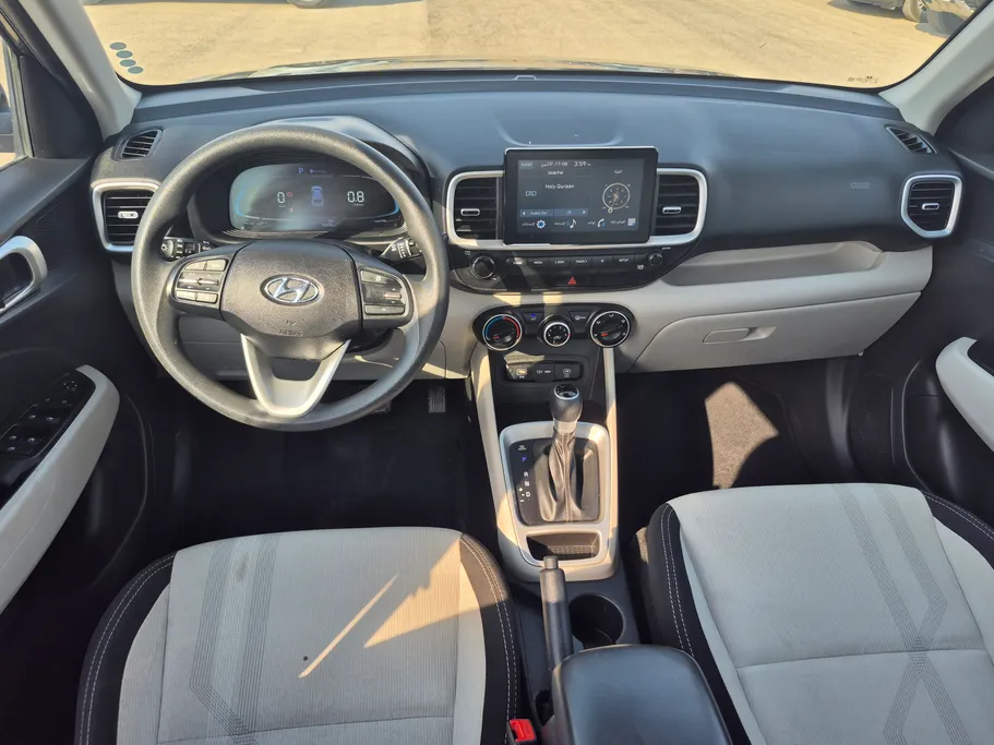 2024 Hyundai Venue Smart 