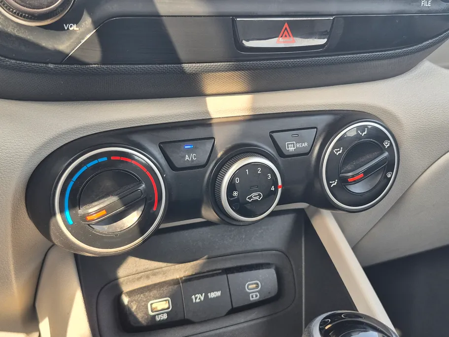 2024 Hyundai Venue Smart 