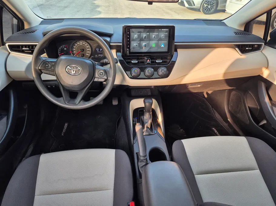 تويوتا كورولا XLI Executive Moonroof 2025 