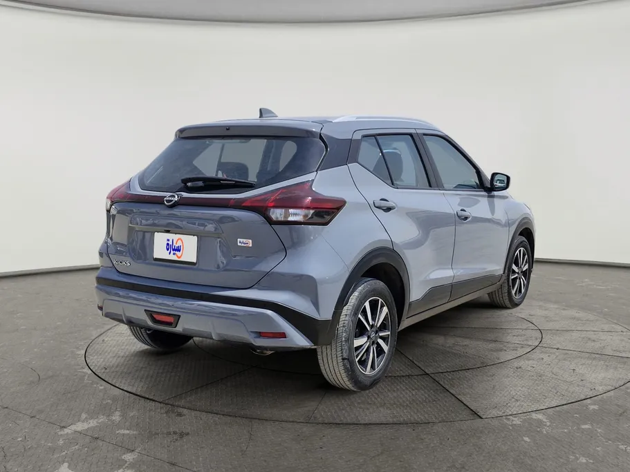 2024 Nissan Kicks S 