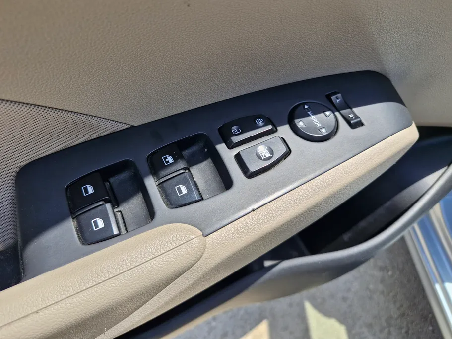 2023 Hyundai Accent Smart 