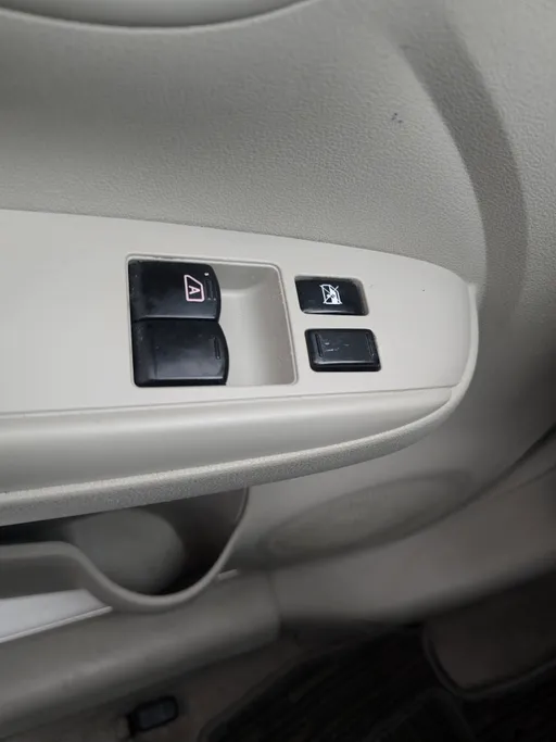2021 Nissan Sunny SV 