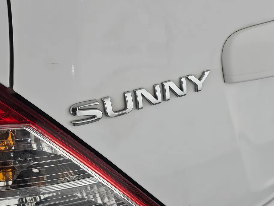 2021 Nissan Sunny SV 