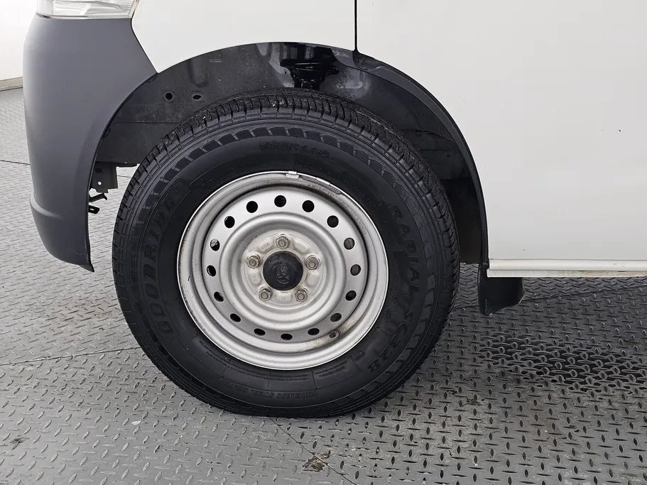 2023 Toyota LiteAce Van 