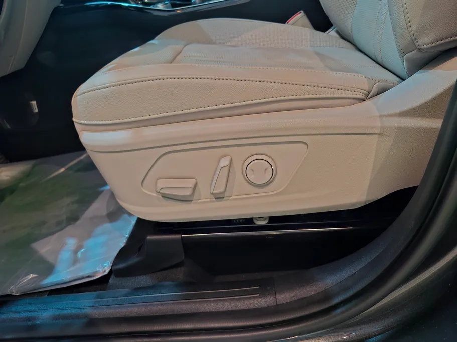 2024 Kia Sorento GLS 