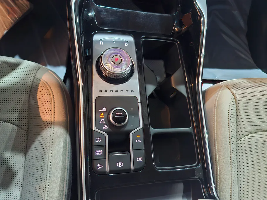 2024 Kia Sorento GLS 