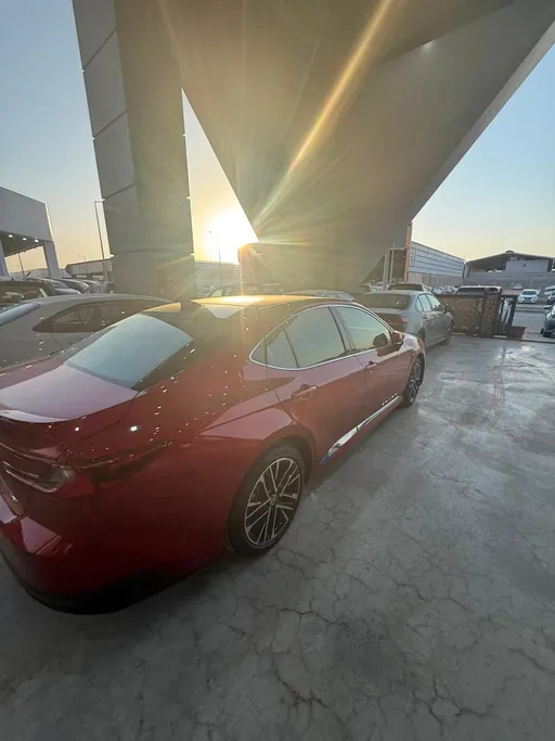 2026 Toyota Camry  LUMIERE HEV 