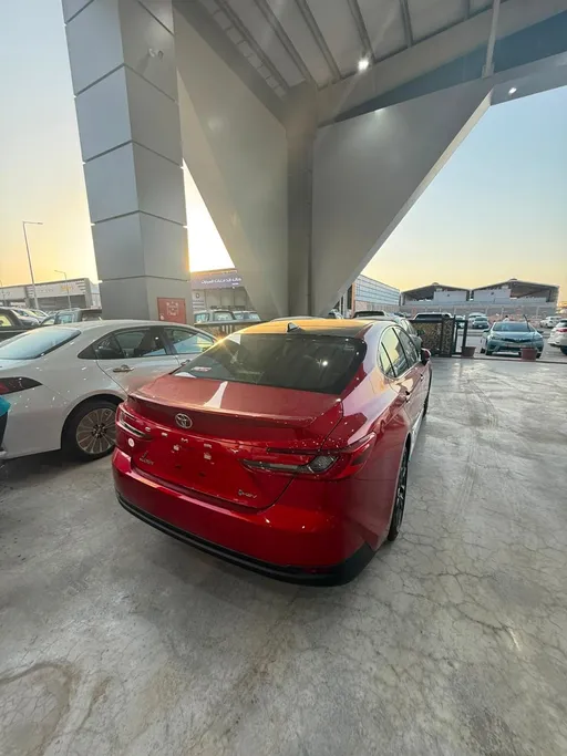 2026 Toyota Camry  LUMIERE HEV 