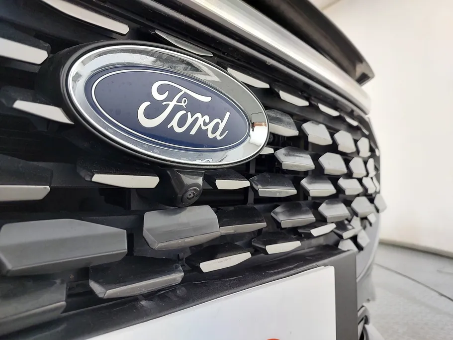 2025 Ford Taurus Titanium 