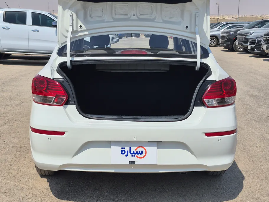 2023 Kia Pegas LX 