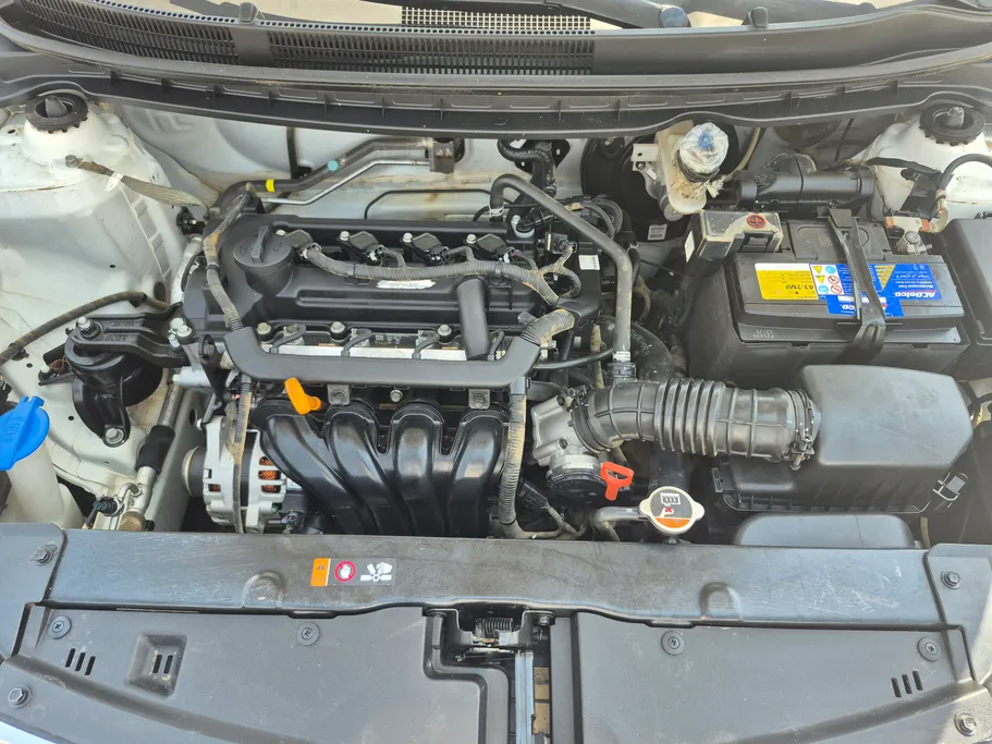 2023 Kia Pegas LX 