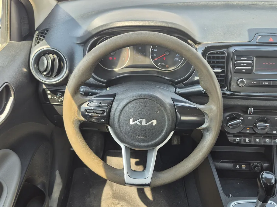 2023 Kia Pegas LX 