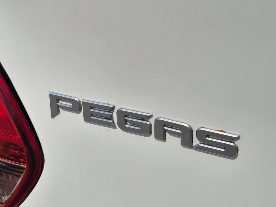 2023 Kia Pegas LX 