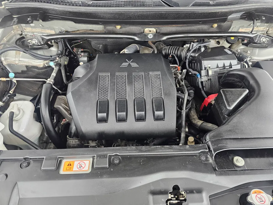 2022 Mitsubishi Eclipse جي إل إس - إتش إل 