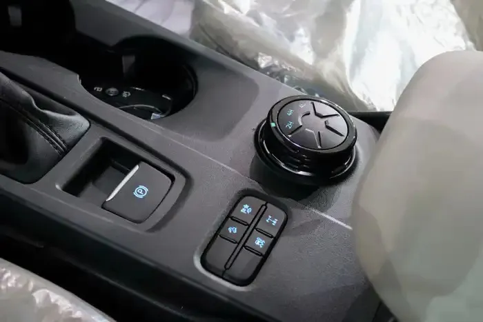 2025 Ford Everest XLS 